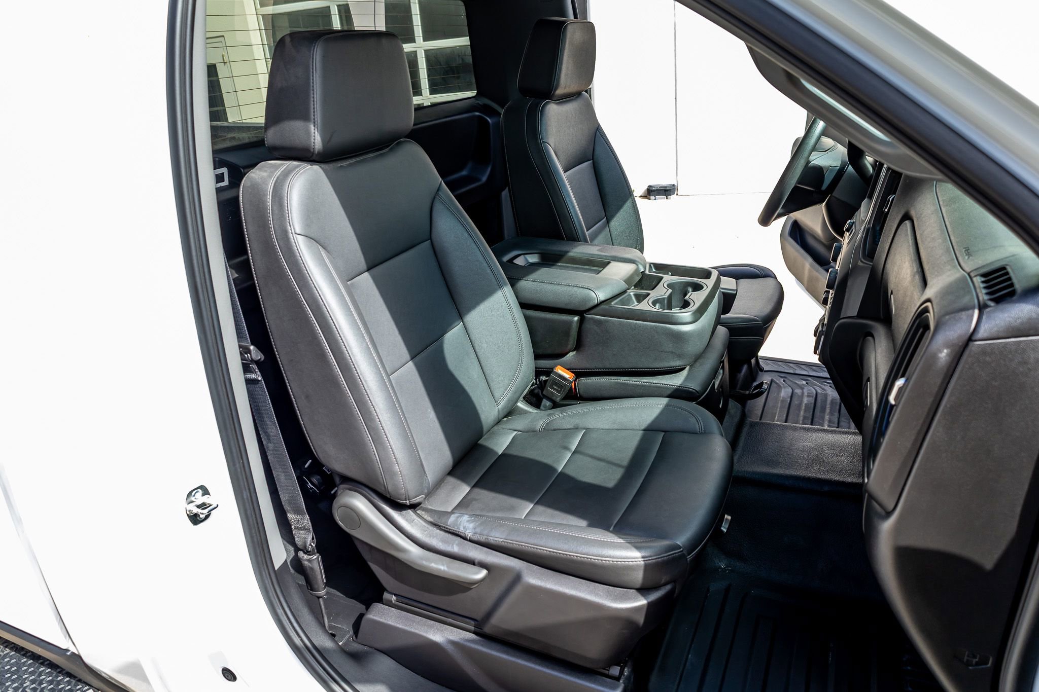 Used 2025 Chevrolet Silverado 2500 W/T w/ WT Convenience Package image 27