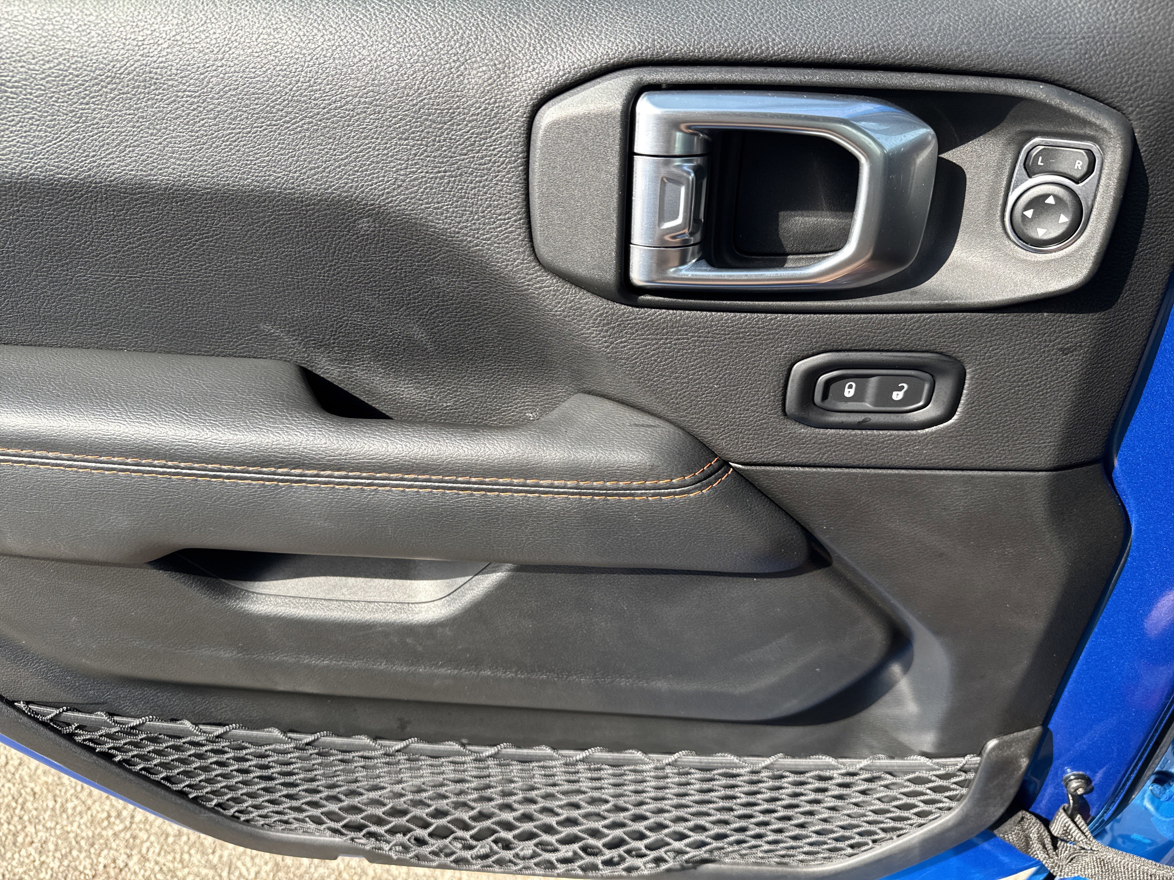 Used 2022 Jeep Gladiator Mojave w/ LED Lighting Group image 9