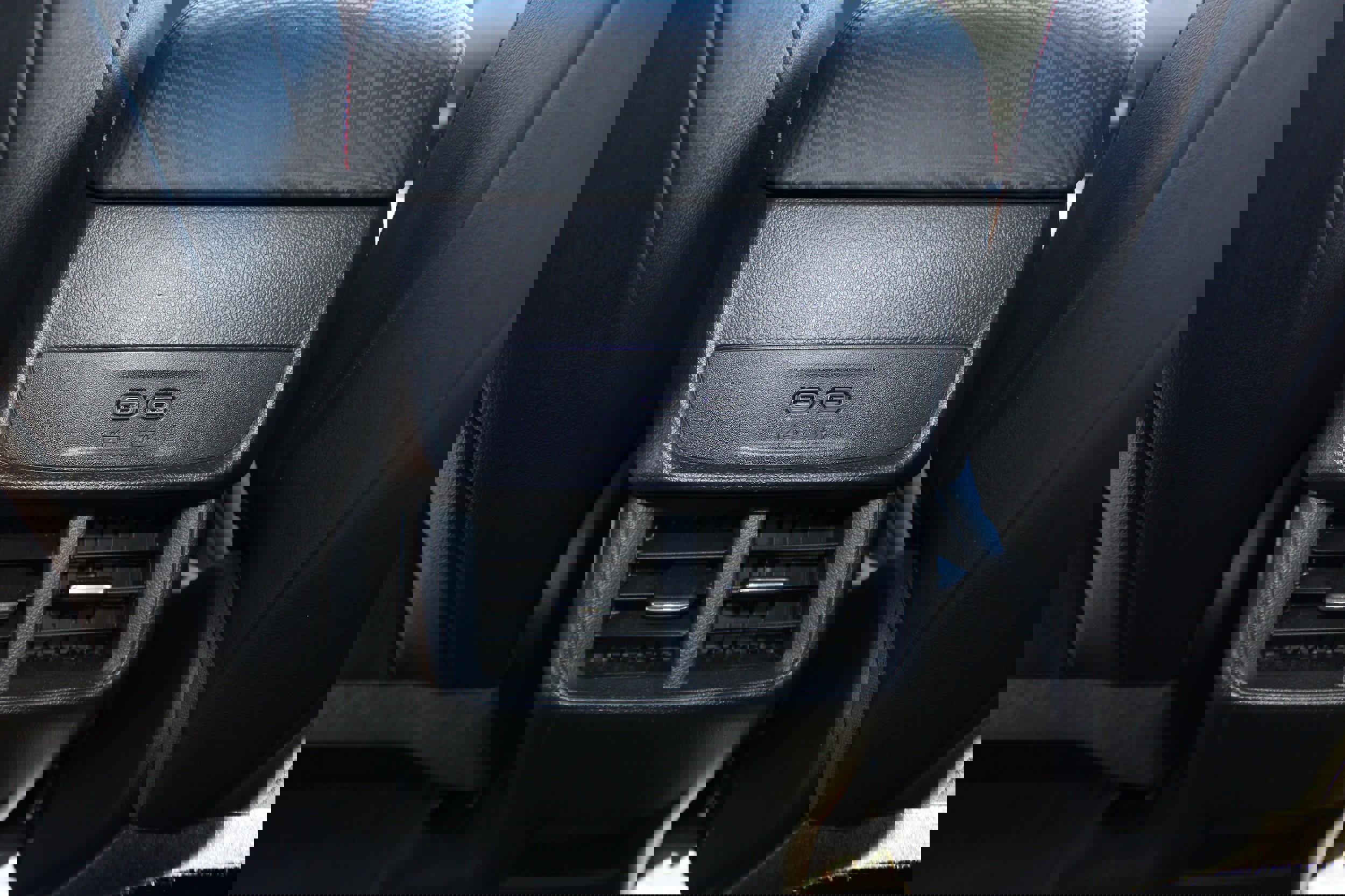 Used 2025 Chevrolet Equinox RS image 18