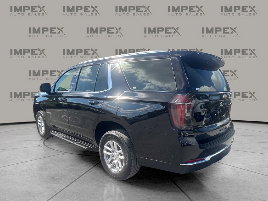 Used 2025 Chevrolet Tahoe LT AWD/4WD image 3