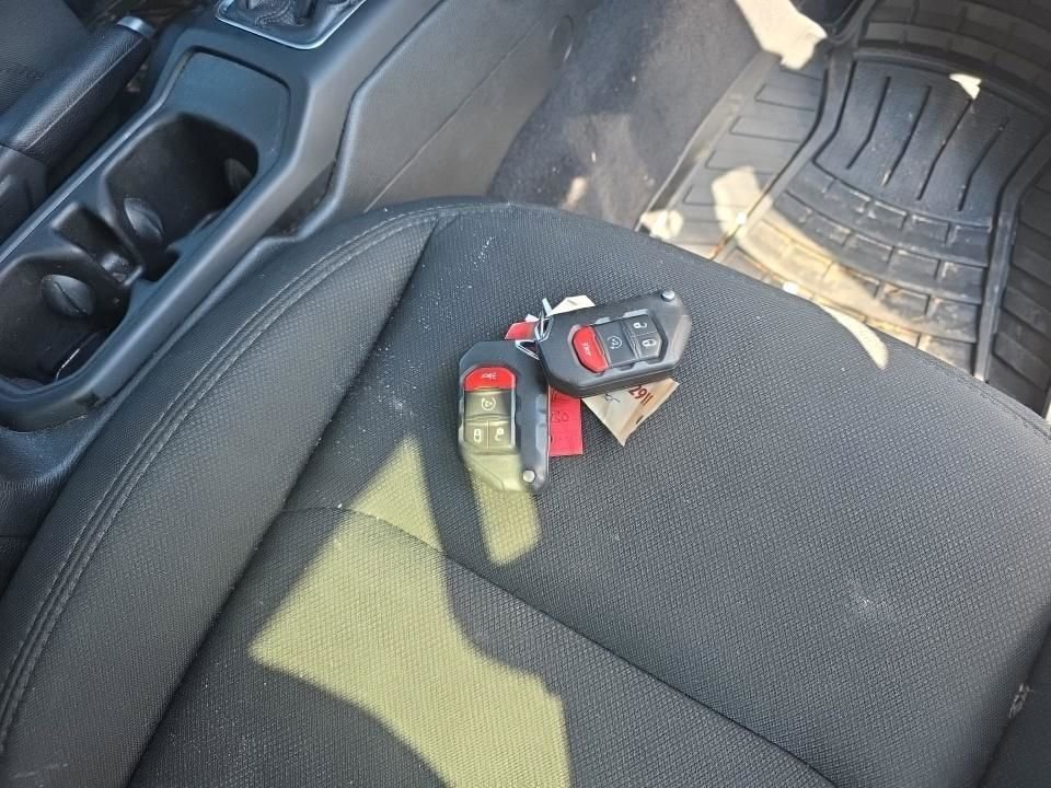 Used 2022 Jeep Gladiator Willys image 27