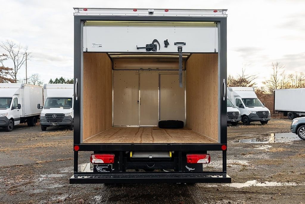 New 2024 Mercedes-Benz Sprinter 4500 image 6