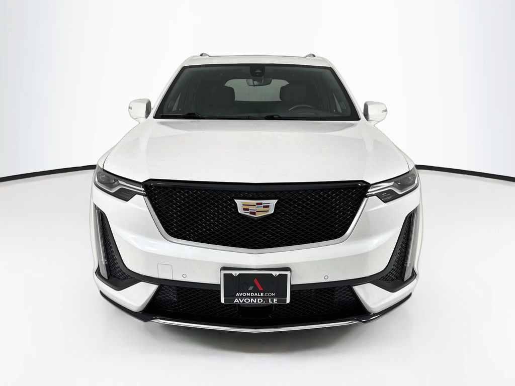 Used 2022 Cadillac XT6 Sport w/ Technology Package AWD/4WD image 6