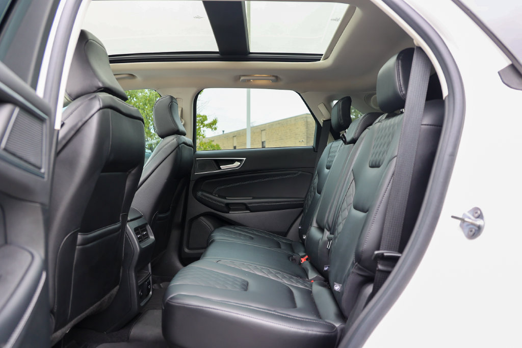 Certified 2023 Ford Edge Titanium w/ Class II Trailer Tow Package AWD/4WD image 36