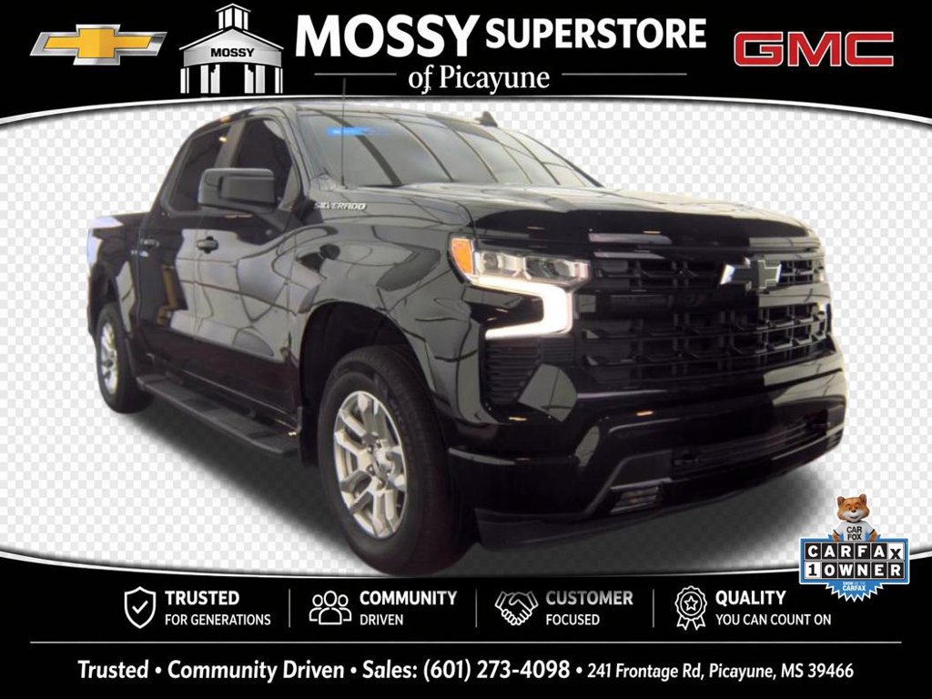 Used 2023 Chevrolet Silverado 1500 RST RWD image 2