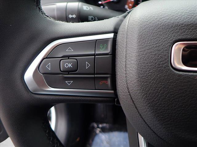 New 2026 Jeep Compass Latitude image 13