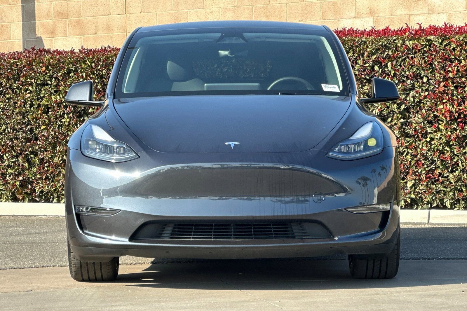 Used 2025 Tesla Model Y Long Range image 9