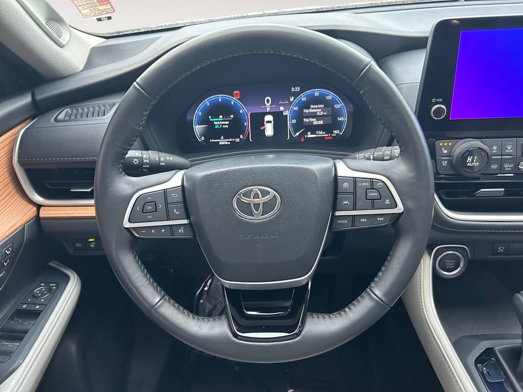 Used 2024 Toyota Grand Highlander Limited image 14