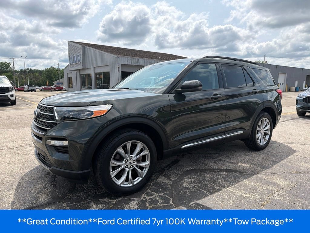 Used 2024 Ford Explorer XLT w/ Equipment Group 202A AWD/4WD image 3