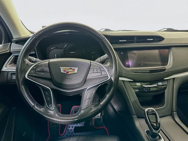 Used 2018 Cadillac XT5 Luxury w/ LPO, Black Ice Package AWD/4WD image 30