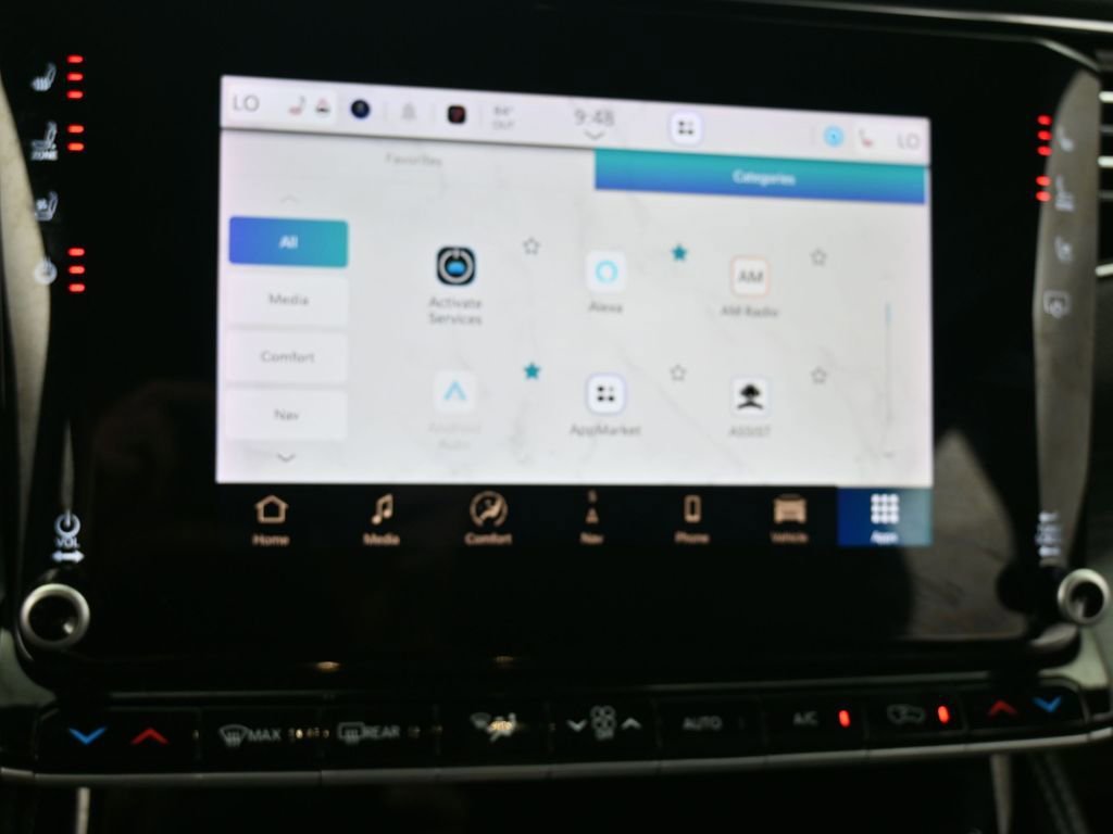 Used 2023 Jeep Wagoneer Series III w/ Preferred Equipment Group image 22