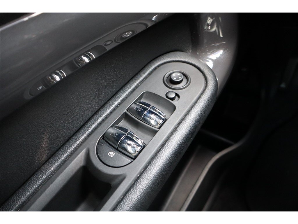 Used 2020 MINI Cooper Countryman S FWD image 24