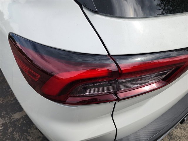 New 2026 Ford Escape SE w/ PHEV Premium Package FWD image 7