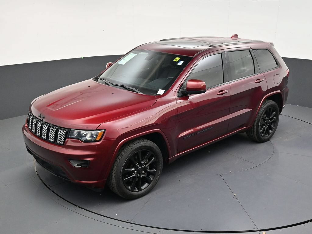 Used 2020 Jeep Grand Cherokee Altitude RWD image 13