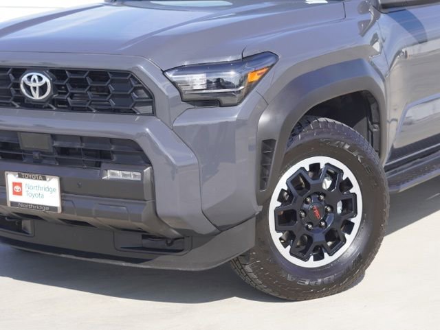 Certified 2025 Toyota 4Runner TRD Off-Road image 4