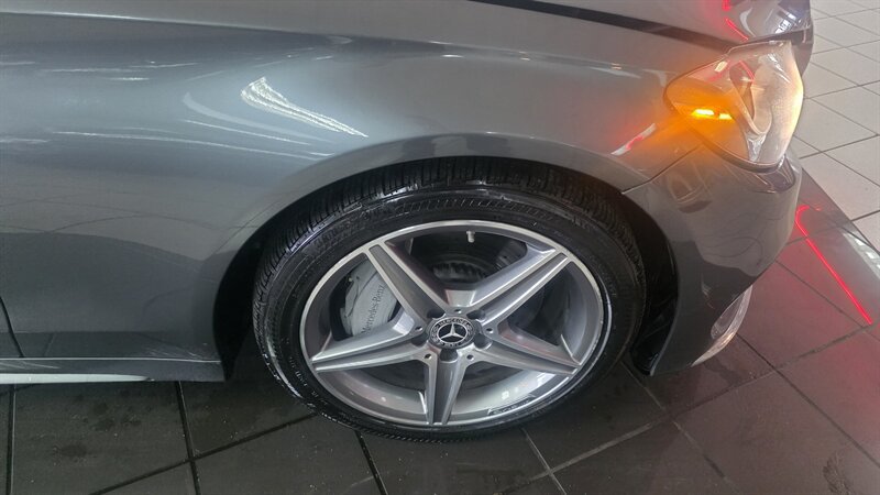 Used 2017 Mercedes-Benz C 300 4MATIC Sedan image 32