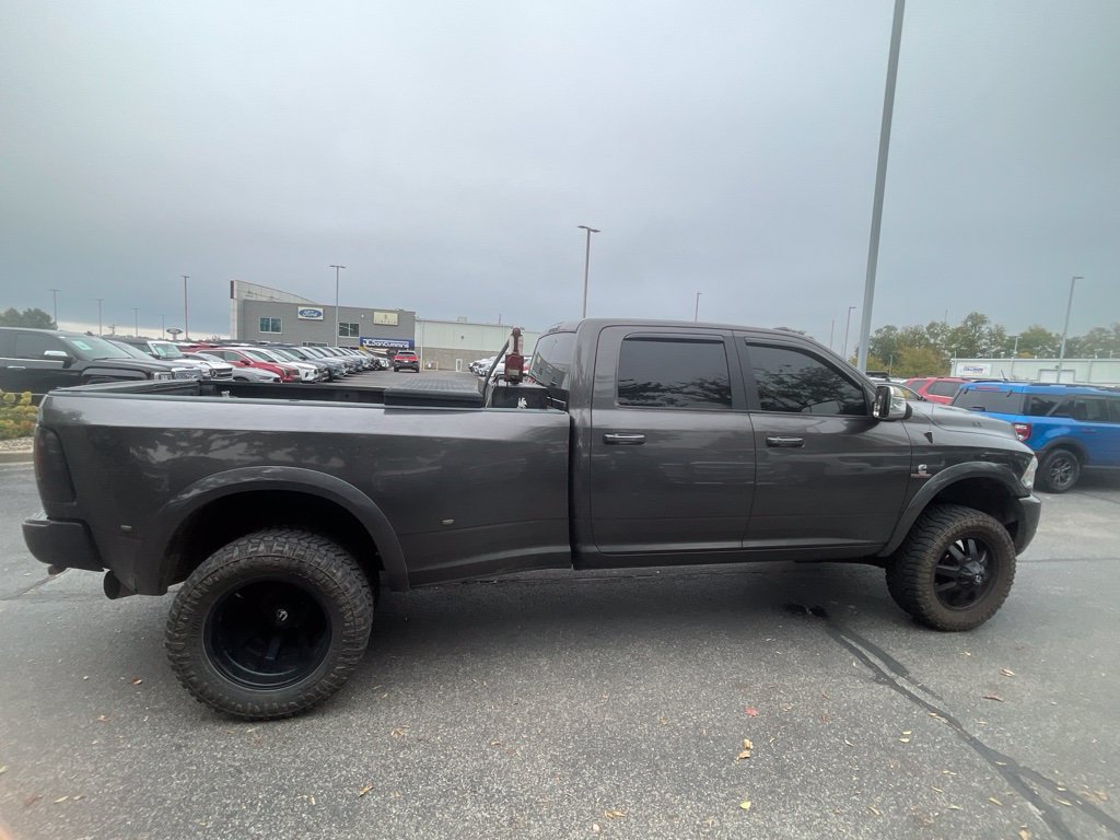 Used 2017 RAM 3500 Laramie AWD/4WD image 7