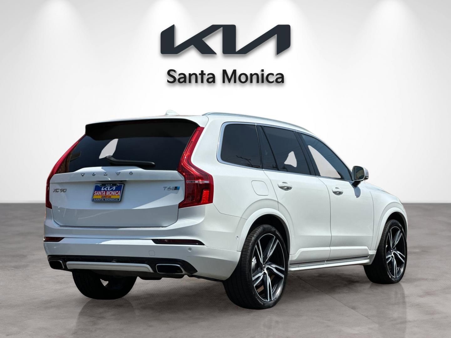 Used 2019 Volvo XC90 T6 R-Design w/ Advanced Package AWD/4WD image 6