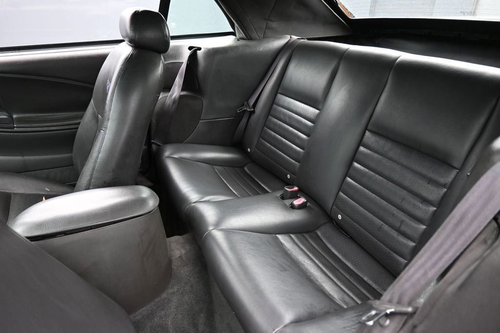 Used 2004 Ford Mustang GT RWD image 11