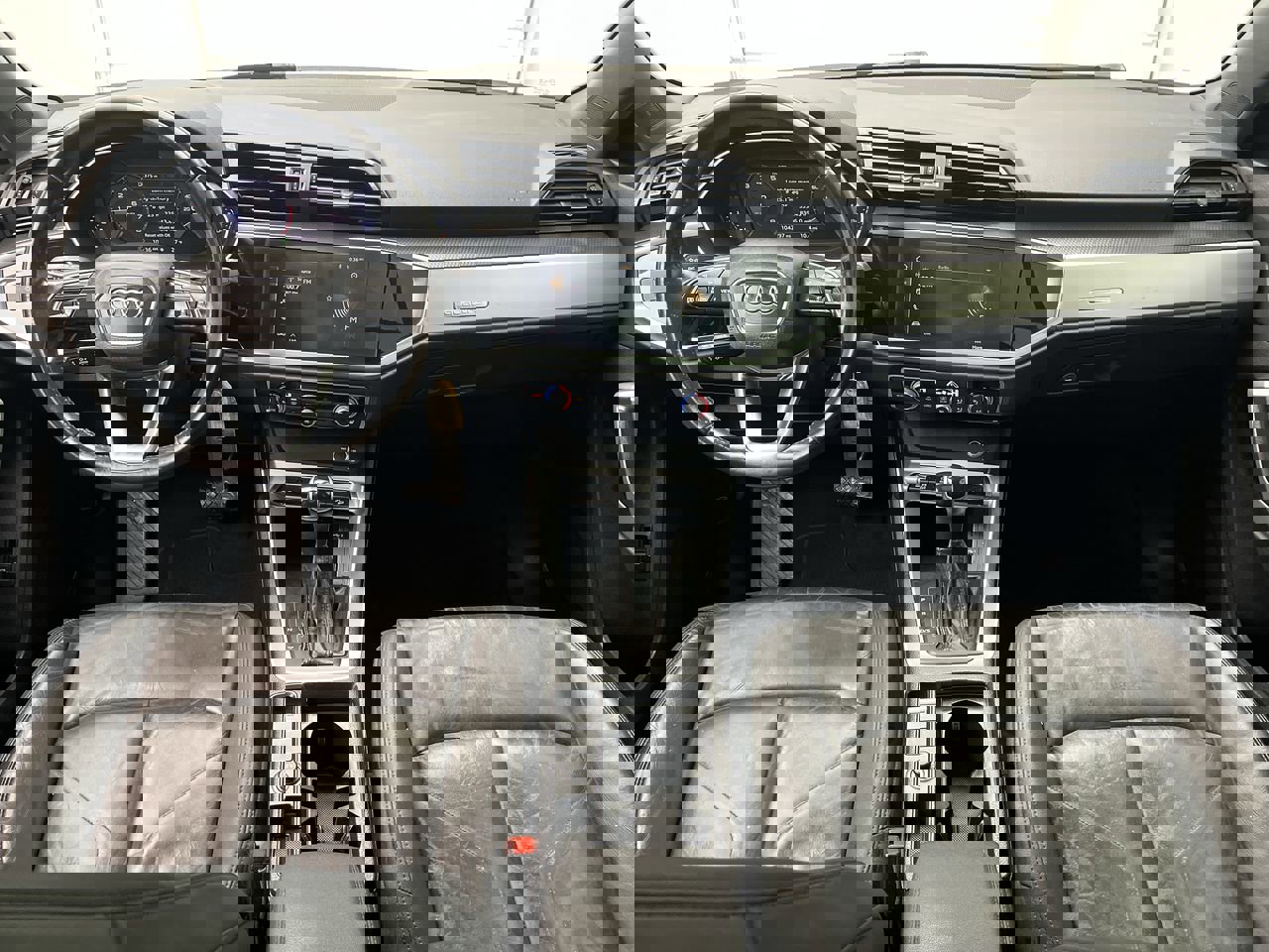 Used 2019 Audi Q3 2.0T Premium image 4