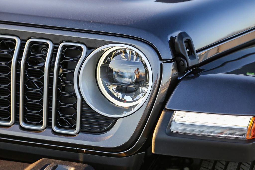 New 2026 Jeep Wrangler Sahara image 5