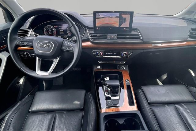 Used 2023 Audi Q5 2.0T Premium Plus w/ Premium Plus Package AWD/4WD image 15