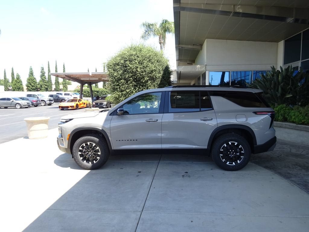 New 2026 Chevrolet Traverse Z71 w/ Driver Confidence Package AWD/4WD image 4