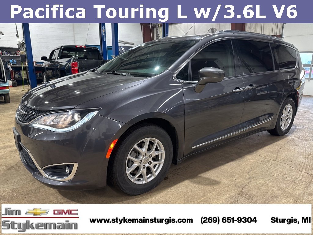 Used 2020 Chrysler Pacifica Touring-L image 1