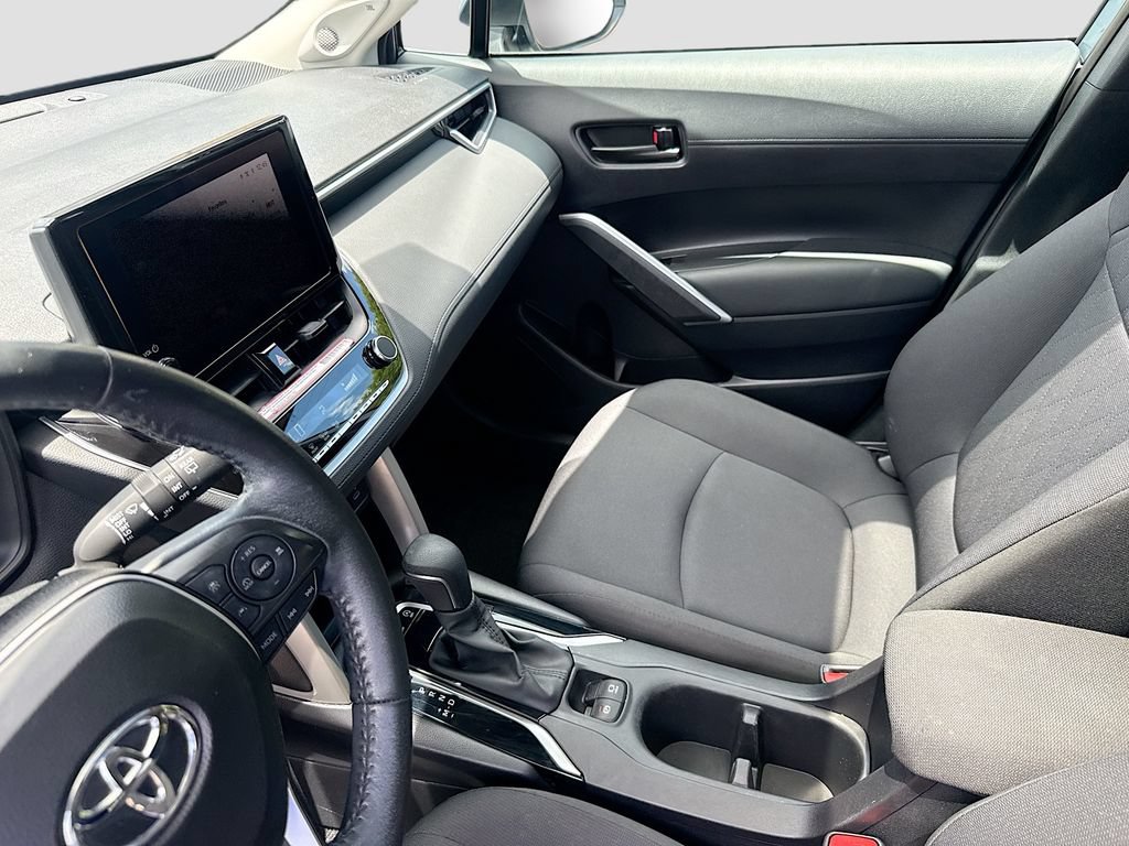 Used 2024 Toyota Corolla Cross LE w/ Moonroof Package AWD/4WD image 26