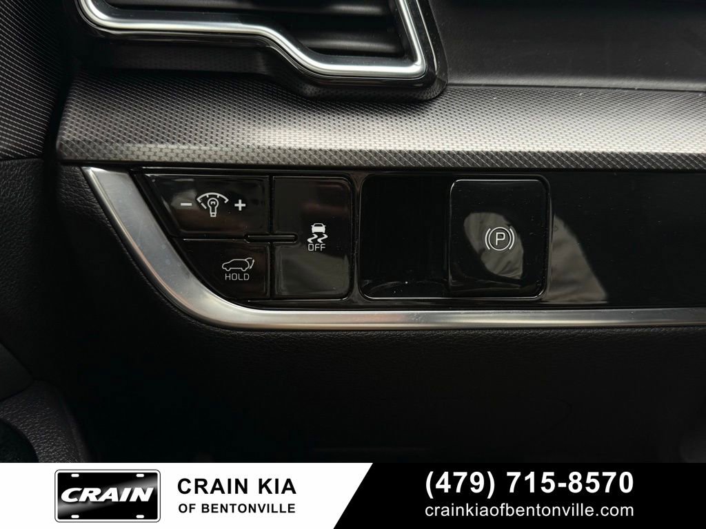 Certified 2025 Kia Sportage SX image 12