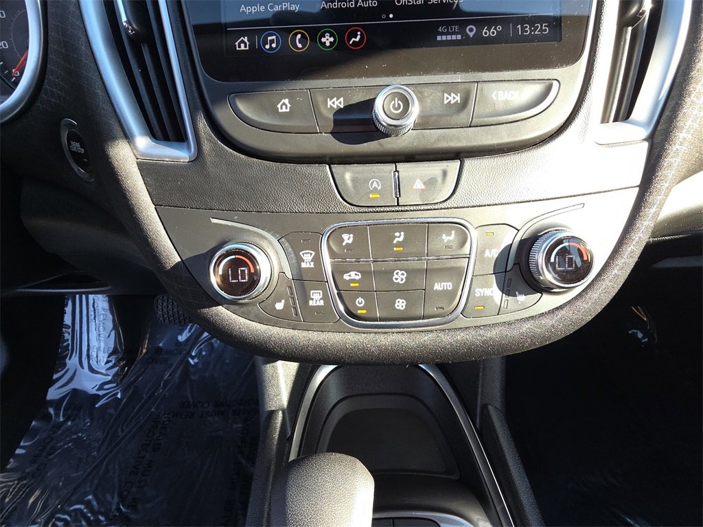 Used 2025 Chevrolet Malibu LT image 23