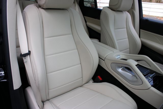 Used 2024 Mercedes-Benz GLE 450e 4MATIC w/ Warmth & Comfort Package image 14