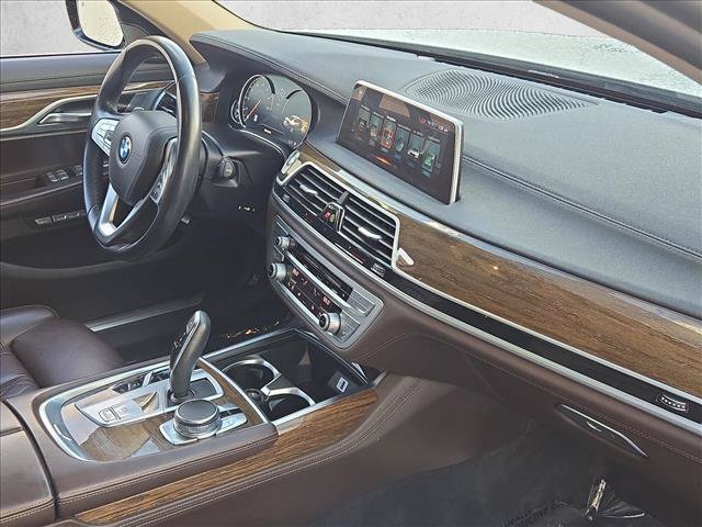Used 2017 BMW 740i RWD image 24
