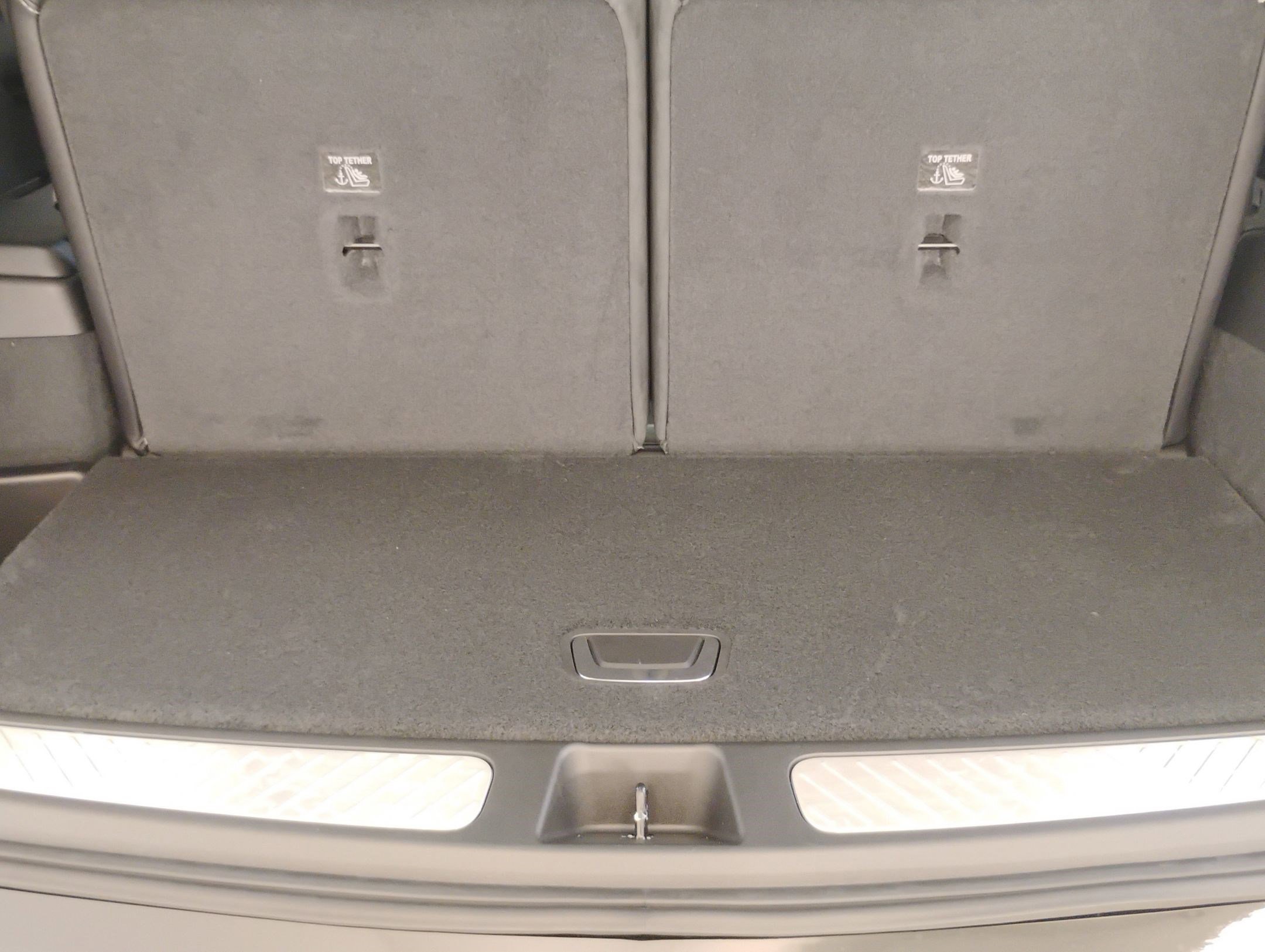 New 2026 Cadillac Vistiq Sport w/ LPO, Floor Liner Package image 22