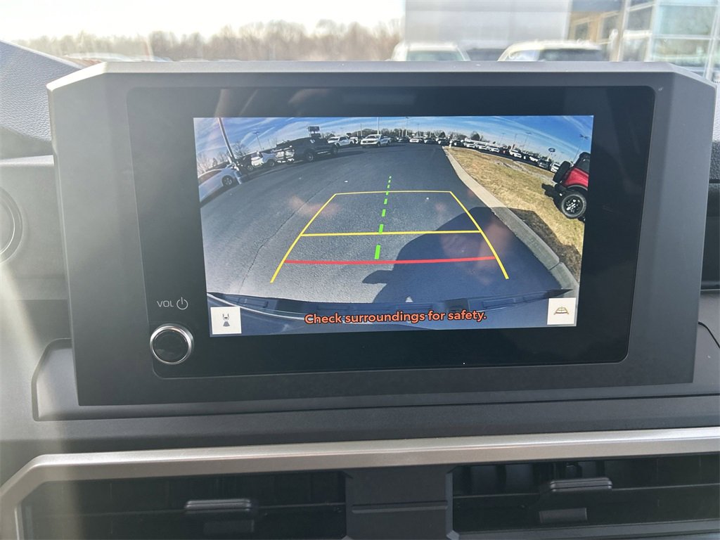 Used 2025 Toyota Tacoma SR image 23