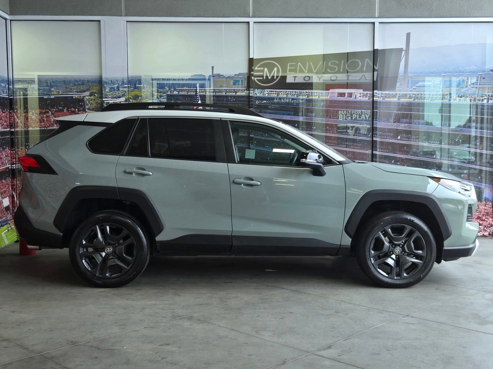 Used 2023 Toyota RAV4 Adventure AWD/4WD image 4