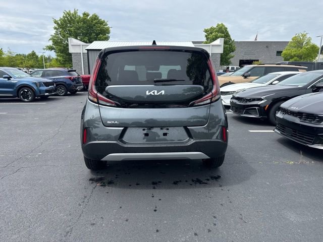 Certified 2025 Kia Soul LX w/ LX Technology Package FWD image 4