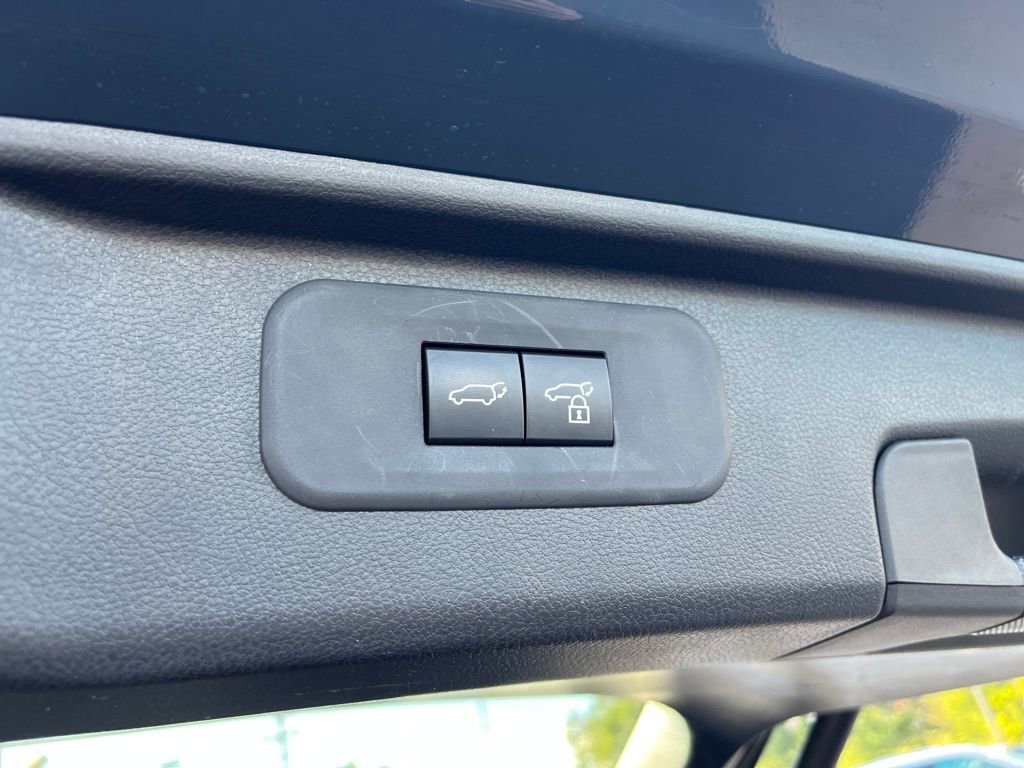 Used 2024 Toyota Grand Highlander XLE image 25