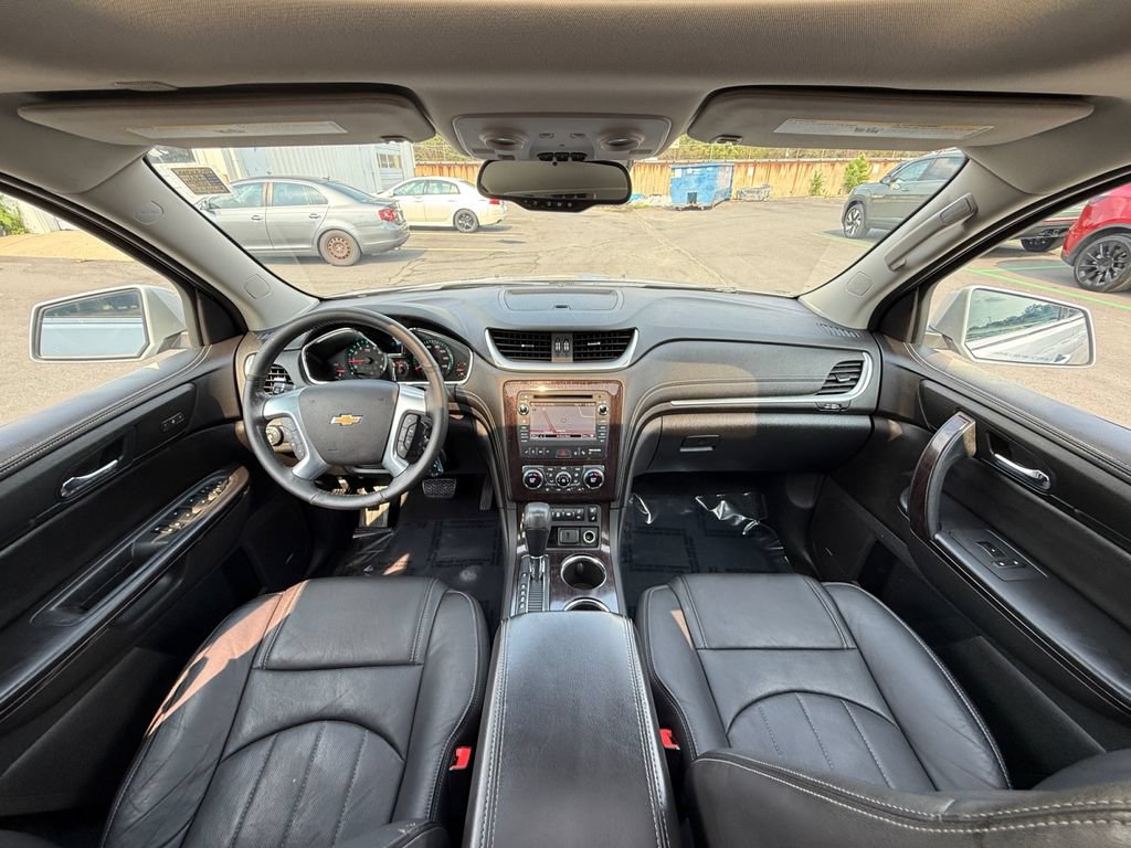 Used 2017 Chevrolet Traverse Premier AWD/4WD image 22