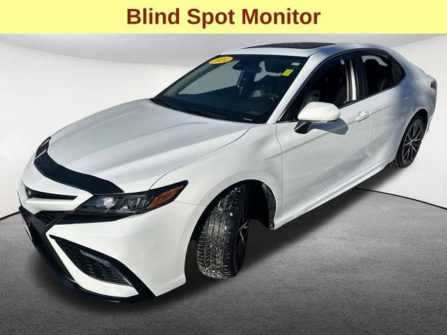 Used 2024 Toyota Camry SE FWD image 5