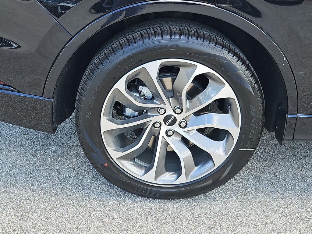 New 2025 Lincoln Aviator 2WD w/ Jet Appearance Package image 7