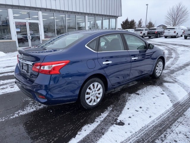 Used 2019 Nissan Sentra S image 3