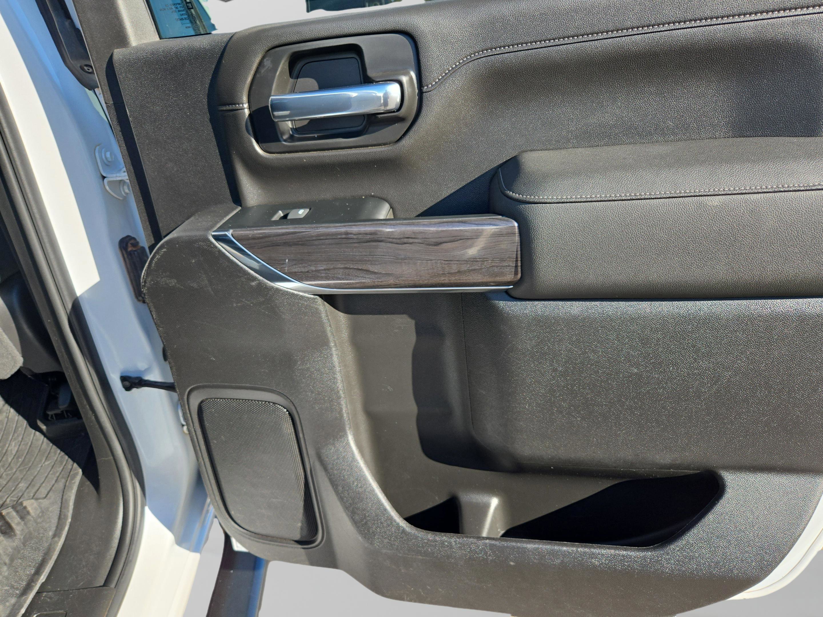 Used 2023 Chevrolet Silverado 2500 LTZ image 36