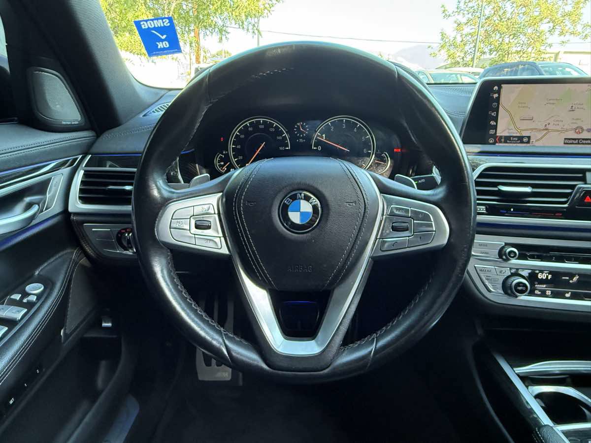 Used 2019 BMW 740i image 14
