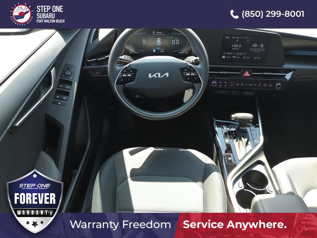 Used 2025 Kia Niro LX FWD image 14