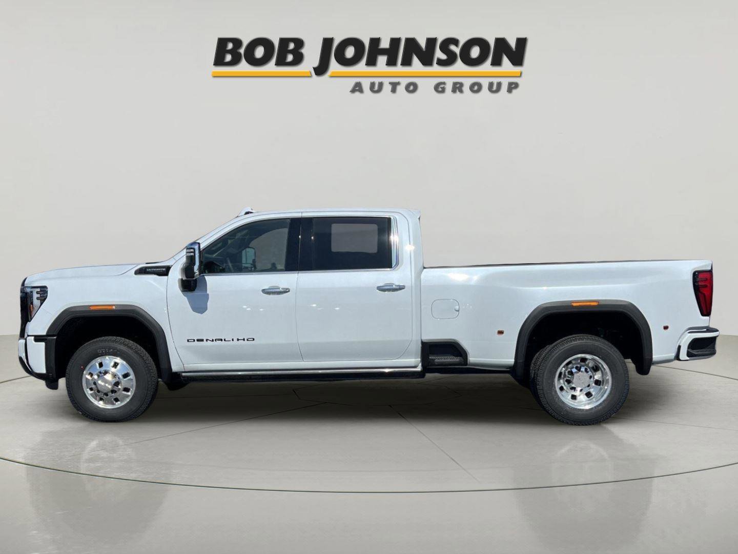 New 2026 GMC Sierra 3500 Denali Ultimate w/ LPO, Black Badging Package image 6