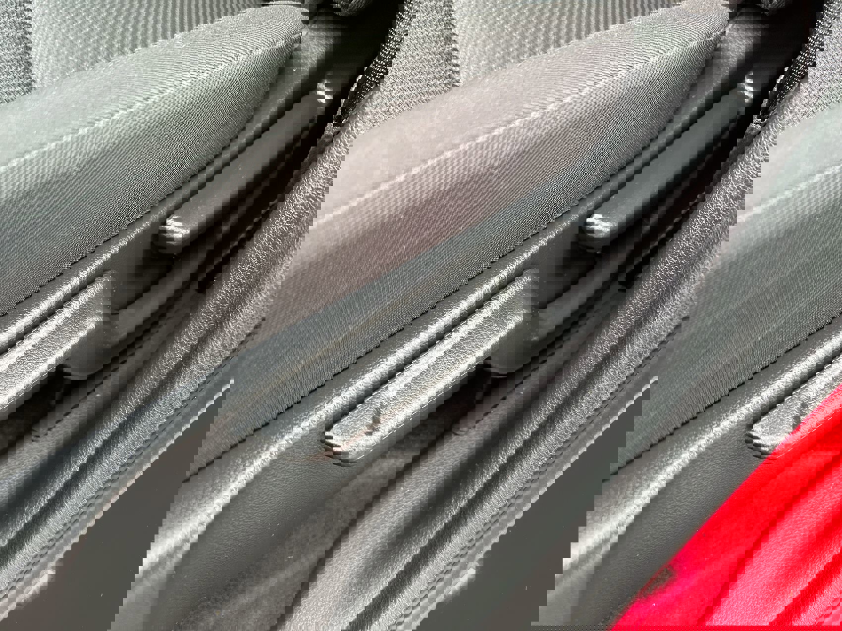 Used 2018 Honda HR-V EX image 12