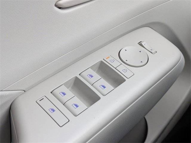 Used 2024 Hyundai Kona SEL image 24