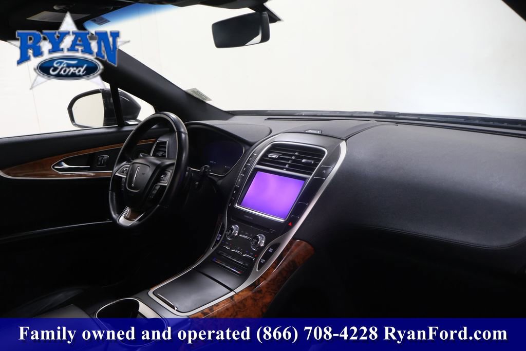 Used 2020 Lincoln Nautilus Reserve w/ Cargo Utility Package image 17