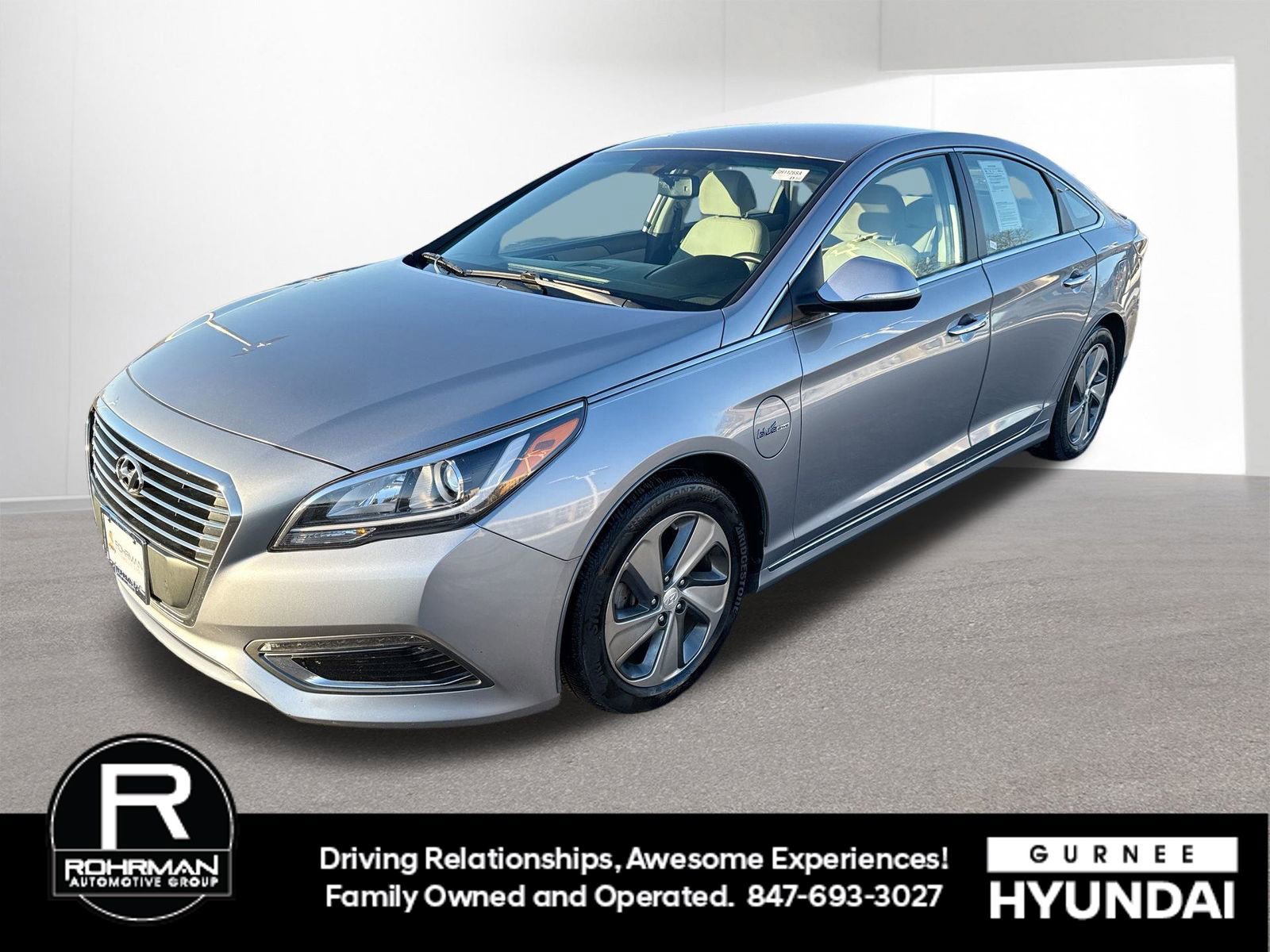 Used 2017 Hyundai Sonata Plug-In Hybrid image 1